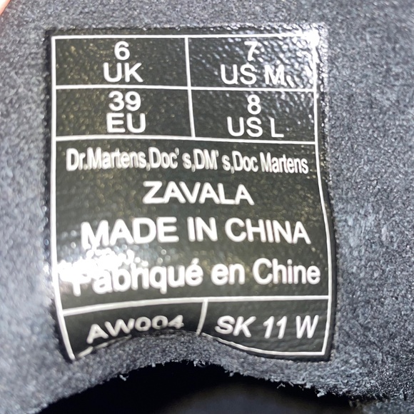 Dr. Martens Combat Boots Zavala Lace Up Leather Black Unisex / Size: M7, W8 - Picture 15 of 15